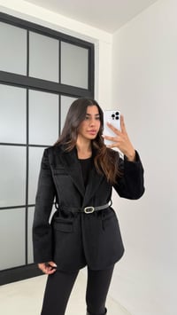 Siyah Astarlı Kemerli Peluş Tüylü Ceket GAUS-00131GAUSJacketsGAUS-00131