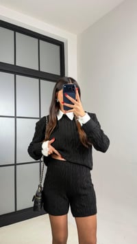 Siyah Gömlek Detaylı Kazak Şort Saç Örgülü Takım GAUS-01046GAUSTAKIMGAUS-01046