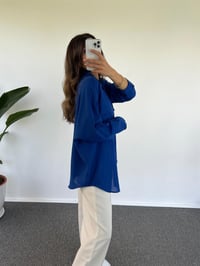 Caliope Saks Mavisi Keten Oversize Gömlek GausGÖMLEKGU001176