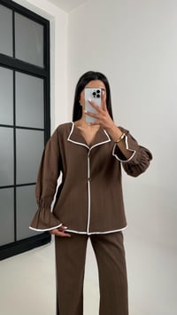 Kahve Beyaz Şerit Detaylı Önü Düğmeli Üst Beli Lastikli Pantolon İkili Keten Takım Gaus00365GausTAKIMGU1001845