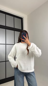 Beyaz Yumuşak Dokulu Triko Kazak GAUS-00967GAUSKAZAKGAUS-00967