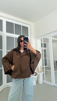 Kahve Kadife Yaka Astarlı Pelerin Trençkot GAUS-01907GAUSمعاطف الترنشكوت GAUS-01907