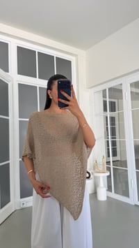 Bej Asimetrik Pul Detaylı Panço GAUS-01849GAUSPançoGAUS-01849