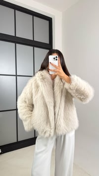 Taş Yakalı Astarlı Premium Kürk GAUS-00470GAUSCEKETGAUS-00470