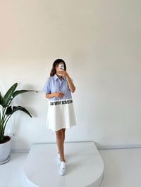 Çizgili Eskitme Yazılı Elbise GausELBİSEGU001629