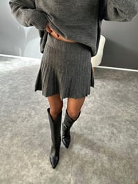 Heel Gri Pileli Etekli Kazak İkili TakımGausTAKIMGU003036
