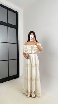 Taş Madonna Yaka Dantel İşlemeli Astarlı İthal Kumaş Elbise Gaus00535GausELBİSEGU1002249