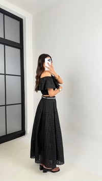 Siyah Madonna Yaka Beli Lastikli Bluz Kuşaklı Etek İkili Fistolu Takım Gaus00633GausTAKIMGU1002476