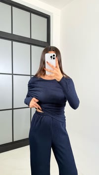 Lacivert Yaka Detaylı Bluz Beli Lastikli Pantolon Gofre Kumaş Takım GAUS-00229GAUSTAKIMGAUS-00229