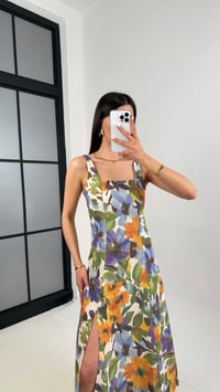 Haki Çiçek Desenli Yırtmaçlı Keten Elbise Gaus00443GausELBİSEGU1002033