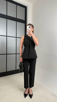 Siyah Düğme Detaylı Yelek Pantolon İkili Premium Takım GAUS-00987GAUSTAKIMGAUS-00987