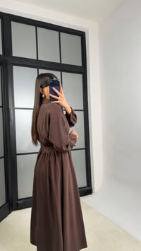Kahve Beli Lastikli Kuşaklı Tencel Elbise GAUS-01286GAUSELBİSEGAUS-01286