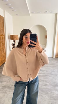 Vizon Pelerin Detaylı Düğmeli Tasarım Triko Kazak GAUS-00852GAUSKAZAKGAUS-00852