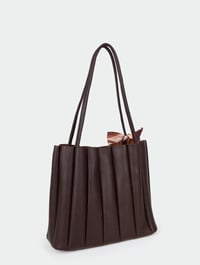 210 BÜYÜK BOY KIRIŞIK KURDELE DETAYLI OMUZ ÇANTASI KAHVERENGİBAG COLLECTIONGaus ÇantaCNT-105