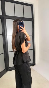 Siyah Gold Toka Detaylı Vatkalı Bluz Beli Lastikli Pantolon İkili Takım GAUS-01344GAUSSuitsGAUS-01344