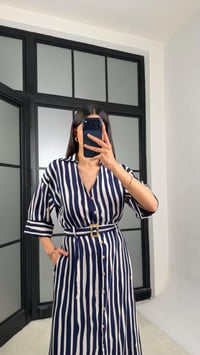 Lacivert Şeritli Kemerli Elbise GAUS-01376GAUSELBİSEGAUS-01376