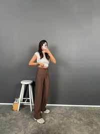 Flay Kahverengi İthal Kumaş ZR Model Bel Bağlamalı Rahat PantolonGausPANTOLONGU008846