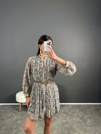 Desenli Kemerli Şifon Elbise GausELBİSEGU007253