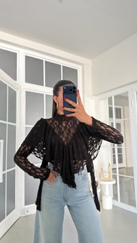 Siyah Uzun Kollu Dantelli Bluz GAUS-01874GAUSBLUZGAUS-01874