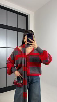 Kırmızı Şeritli Atkı Detaylı Triko Hırka GAUS-00865GAUSHIRKAGAUS-00865