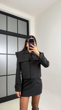 Siyah Astarlı Düğme Detaylı Kare Yaka Ceket Etek Premium Kumaş Takım GAUS-00975GAUSTAKIMGAUS-00975