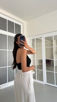 Siyah Halter Yaka Gold Toka Detaylı Bluz GAUS-01714GAUSBLUZGAUS-01714
