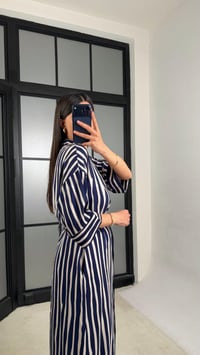 Lacivert Şeritli Kemerli Elbise GAUS-01376GAUSELBİSEGAUS-01376