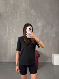 Marji Siyah Vatkalı Bisiklet Yaka Basic TshirtGausTSHIRTGU100300