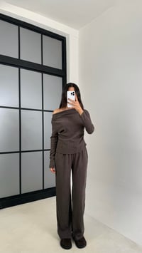 Vizon Asimetrik Yaka Bluz Beli Lastikli Pantolon İkili Gofre Kumaş Takım GAUS-00170GAUSTAKIMGAUS-00170
