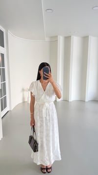 Ekru Kuşaklı Astarlı Pinterest Elbise GAUS-01657GAUSELBİSEGAUS-01657