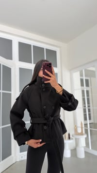 Siyah Dik Yaka MD Muadil Astarlı Kaban GAUS-02366GAUSKABANGAUS-02366