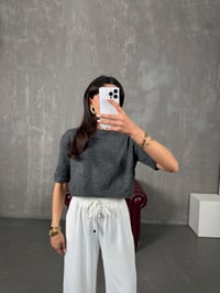 MNG Antrasit Kısa Kol Crop Model TrikoGausTRİKOGU100229