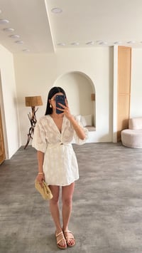 Ekru Transparan Fisto Detaylı Mini Elbise GAUS-01563GAUSELBİSEGAUS-01563