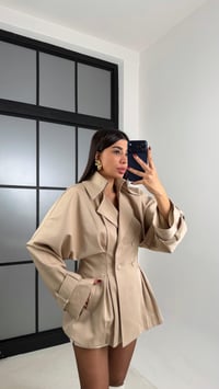 Taş Belden Oturtmalı Pile Detaylı Astarlı Trençkot GAUS-00683GAUSTRENÇKOTGAUS-00683