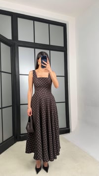 Acı Kahve Kuşaklı Puantiye Desenli Elbise GAUS-01372GAUSELBİSEGAUS-01372