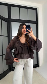 Acı Kahve Fırfır Detaylı Transparan Bluz GAUS-01233GAUSGÖMLEKGAUS-01233