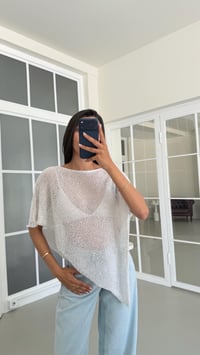 Beyaz Pullu Asimetrik Yaka Triko Bluz GAUS-01700GAUSBlouseGAUS-01700