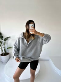 Easy Gri Oversize Çıt Çıtlı Üç İplik Şardonlu  SweatshirtGausSWEATSHIRTGU002106