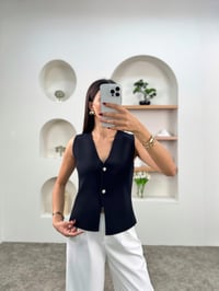 Ruby Siyah Triko Gümüş Düğmeli YelekGausYELEKGU00903486