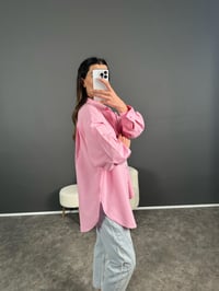 Min Pembe Oversize Gizli Düğmeli GömlekGausGÖMLEKGU004643