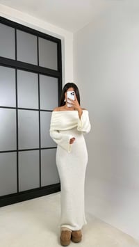 Ekru Madonna Yaka Tasarım Uzun Triko Elbise GAUS-00126GAUSELBİSEGAUS-00126