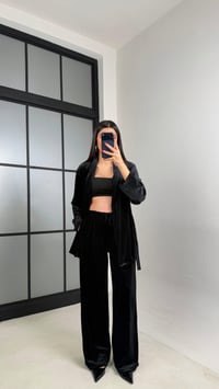 Siyah Kuşaklı Kimono Beli Lastikli Pantolon İkili Kadife Takım GAUS-01015GAUSTAKIMGAUS-01015