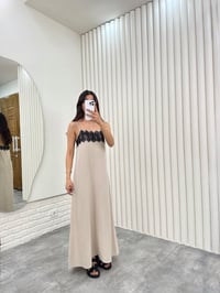Taş Ayarlanabilir Askılı Dantel İşlemeli MD Muadil Keten Elbise Gaus00294GausELBİSEGU1001679
