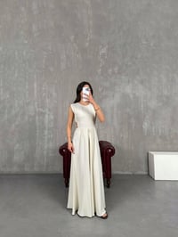 Taş Yan Dekolteli Keten Elbise Gaus00255GausELBİSEGU1001592