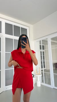 Kırmızı Fermuarlı Bluz Şort Etek İkili Modal Kumaş Takım GAUS-01820GAUSSuitsGAUS-01820