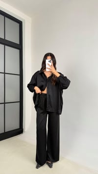 Siyah Gömlek Beli Lastikli Pantolon İkili Premium Saten Takım GAUS-0074GAUSTAKIMGAUS-0074