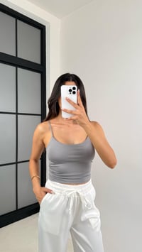 Gri Askılı Pedli Basic Crop GAUS-0084GAUSالكروب توب GAUS-0084