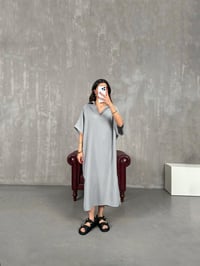 Gri V Polo Yaka Yandan Yırtmaçlı Keten Elbise Gaus00164GausELBİSEGU1001375