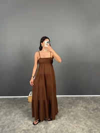 Roderika Kahverengi Müslin Astarlı Uzun Askılı ElbiseGausELBİSEGU008363