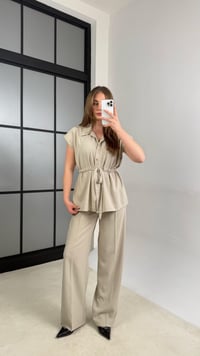 Taş Vatkalı Beli Lastikli Kuşaklı Yelek Pantolon İkili Takım GAUS-00986GAUSTAKIMGAUS-00986